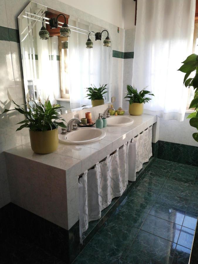 דירות ספרלונגה Casa Noemi מראה חיצוני תמונה