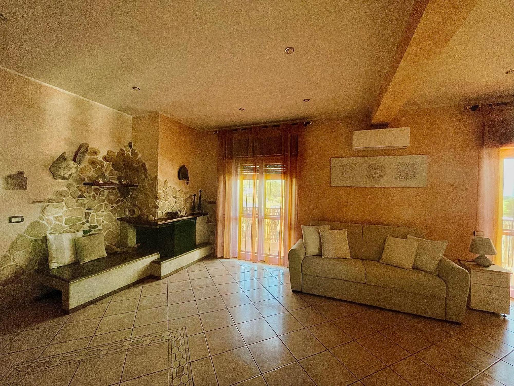 דירות ספרלונגה Casa Noemi מראה חיצוני תמונה